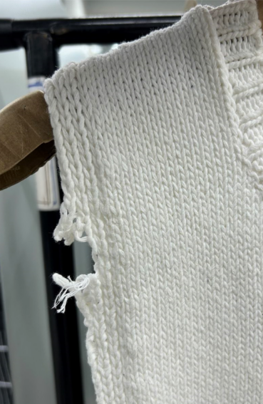 Avant pull courrèges